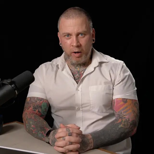 Grimdark Magazine tweet media