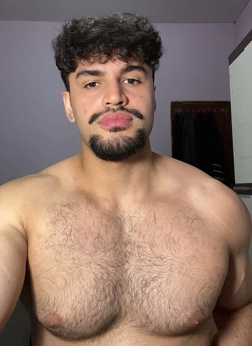 savinho ☾ (@ssaviorodrigo) on Twitter photo 