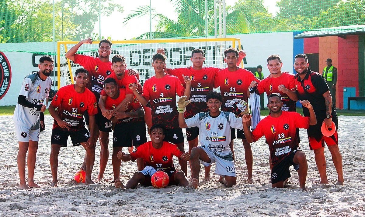 ¡𝗣𝗿𝗶𝗺𝗲𝗿 𝗳𝗶𝗻𝗮𝗹𝗶𝘀𝘁𝗮 𝗲𝗻 𝗠𝗼𝗻𝗮𝗴𝗮𝘀! 👏🏽 El Guamo escribió su nombre en la final regional y dirá presente en la Fase Nacional de la <a href="/LigaFutvePlaya1/">Liga FUTVE Playa</a> ⚽️🏝️

#BeachSoccerVenezuela #MagosEnArena