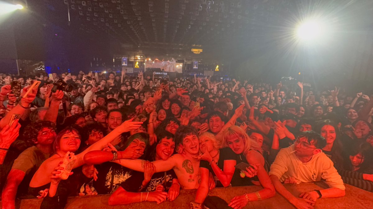 super peluquero nacional tweet media