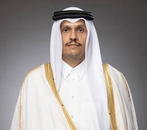 Kamel_C5's tweet photo. @marcelramirezrh Un parecido impactante enciende las redes sociales: circulan fotografías que comparan los rasgos del líder del cártel mexicano "El Mencho" y el primer ministro qatarí, Mohammed Al Thani. https://t.co/ZsltT9nb1c