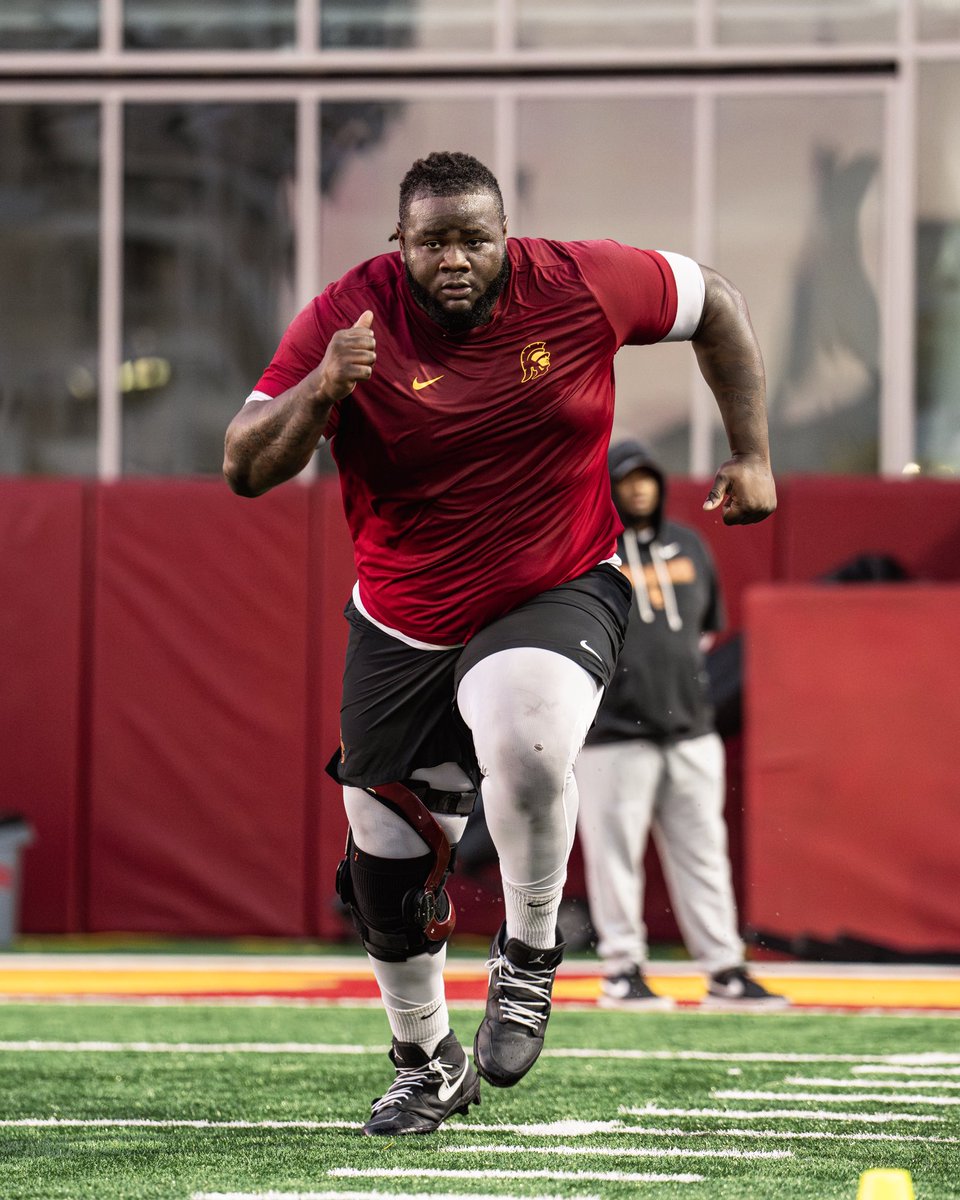 USC Football ✌️ tweet media