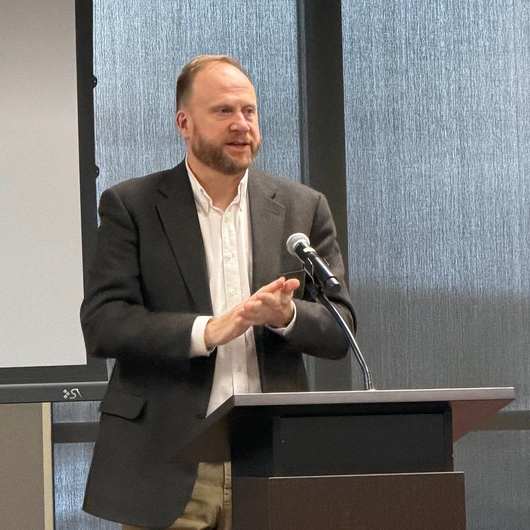 eatonresa's tweet photo. Thank you to Amy Hertel and Mark Largent from Michigan State University for joining the Capital Area Leadership Network to talk about collaboration to meet the educational and workforce development needs of students. #eatonengage https://t.co/cRHFuu9ik7