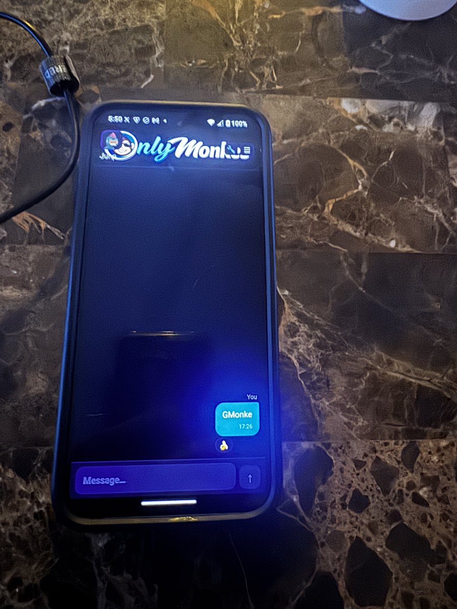JumpStre3t's tweet photo. I know the header looks like shit…

  When dApp Store? @sagamonkes https://t.co/7jaKWal4v6
