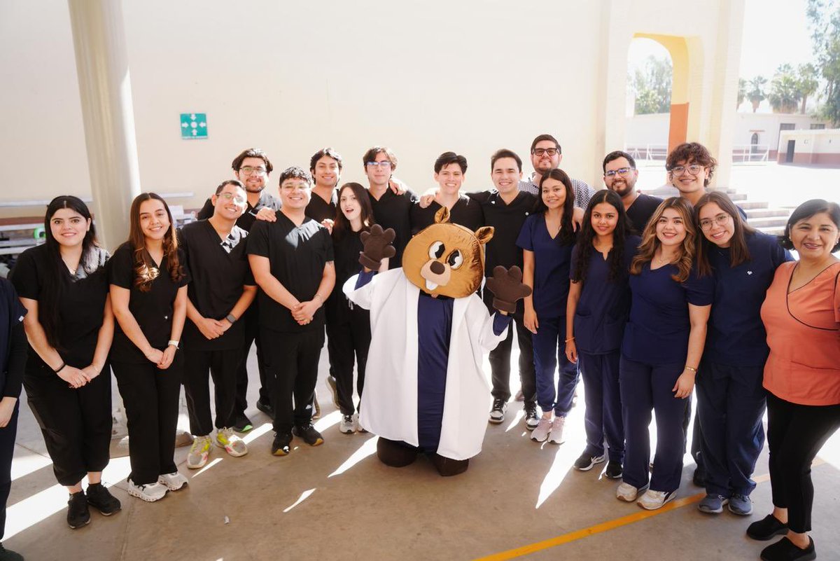 🟠 El <a href="/gobiernosonora/">Gobierno del Estado de Sonora</a>, a través de la <a href="/SECSonora/">SEC Sonora</a>, fortalece el cuidado de la salud bucal con la distribución de más de 58 mil kits dentales para estudiantes de primarias públicas de la entidad. 😁✨🦷

📨 Lee el boletín completo en: facebook.com/share/p/1AeRsH…