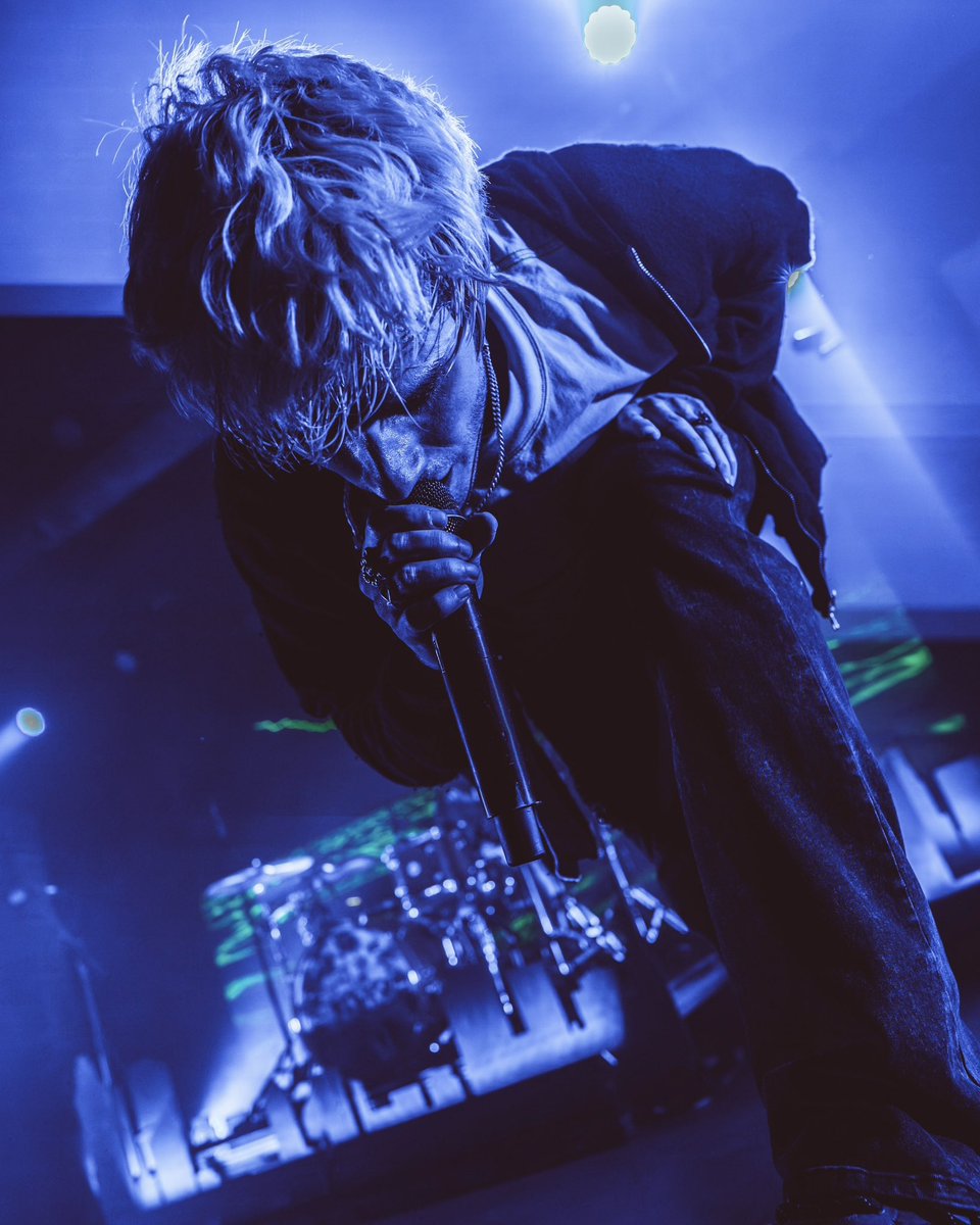 WATERPARKS tweet media