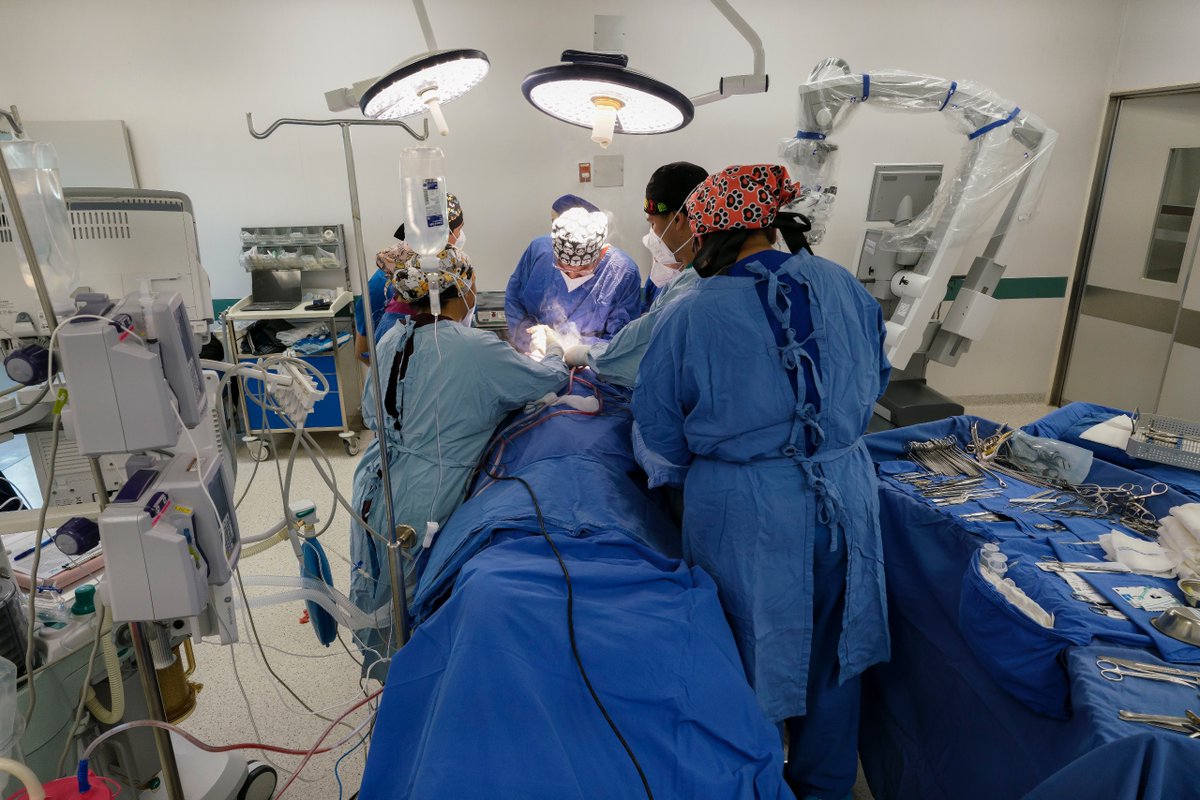 HRAEIxtapaluca's tweet photo. En el #HRAEI #IMSSBienestar realizamos con éxito la extirpación de un tumor cerebral en un paciente pediátrico de 15 años🧠🌟
Esta intervención refleja la capacidad resolutiva de la institución para atender casos de alta complejidad.☝
Para conocer más:🔗https://t.co/K7QaA9KbmJ https://t.co/gASzd9IRYk
