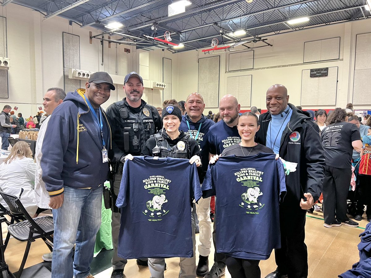 DEASEATTLEDiv's tweet image. DEA Seattle was glad to share the #FentanylFree🇺🇸 America message at the Under the Big Top Community Resource Fair at the People's Community Center. It was a chance to educate the Tacoma community on #fentanyl awareness and drug prevention. @DEAHQ @TheJusticeDept @TacomaPD