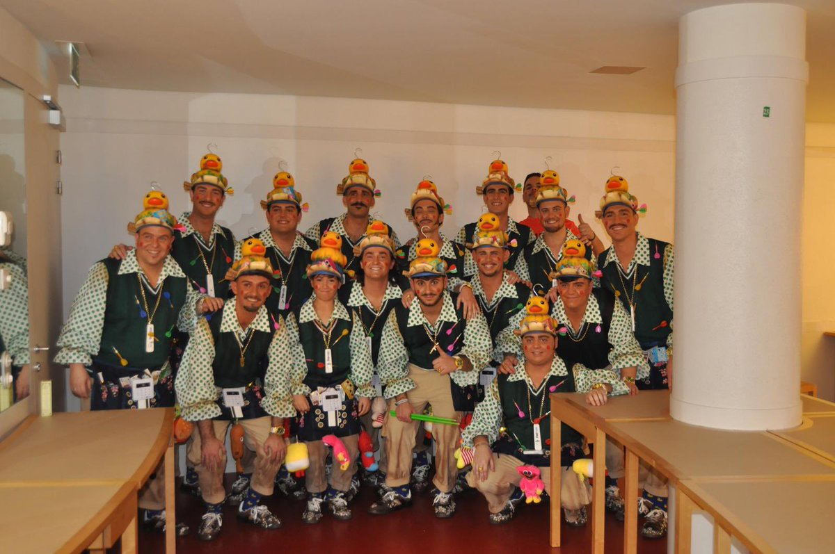 Sandro Ruiz 🎭 tweet media