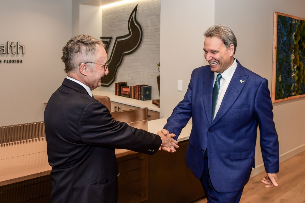 Charles J. Lockwood tweet media