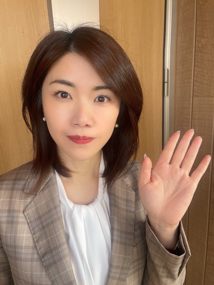 jiageyakaori's tweet image. おはようございます💕
娘が無事自動車免許を取得したので、東京へ戻って行きました🚄
久しぶりに長期間一緒に過ごせました。
親切にしていただいたのーきれん自動車学校のスタッフの皆さんに感謝✨
ありがとうございました！

#山形
#KK
#地上げ屋かおり