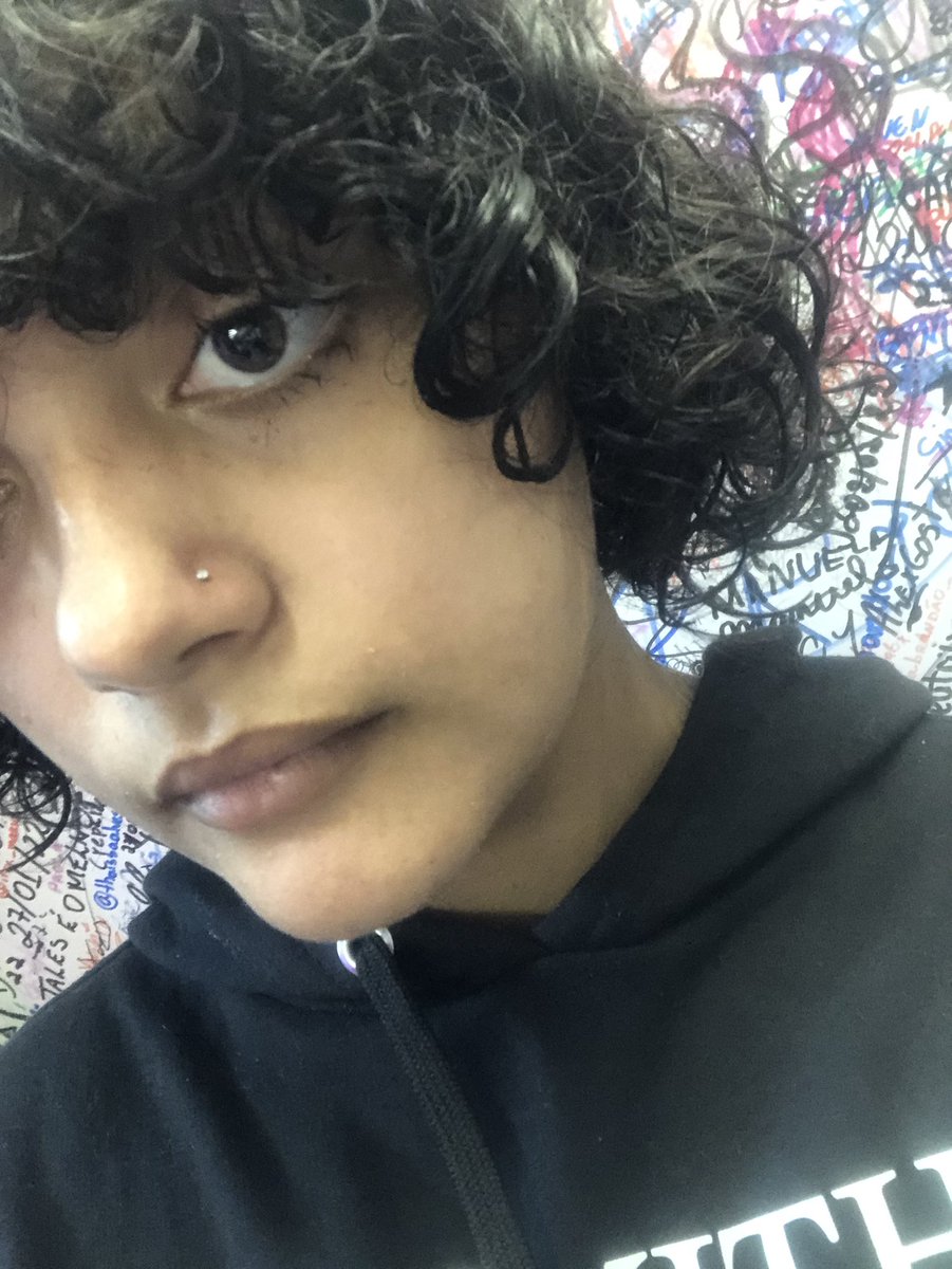 ringostardoed's tweet photo. piercing e cabelo https://t.co/gM4pBdirpZ