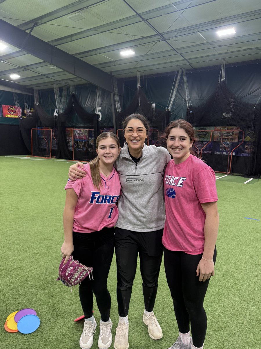 Estella Bowman tweet media