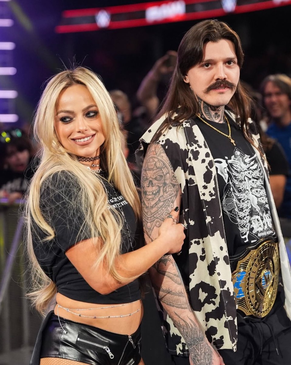 WrestlingWorldCC tweet media