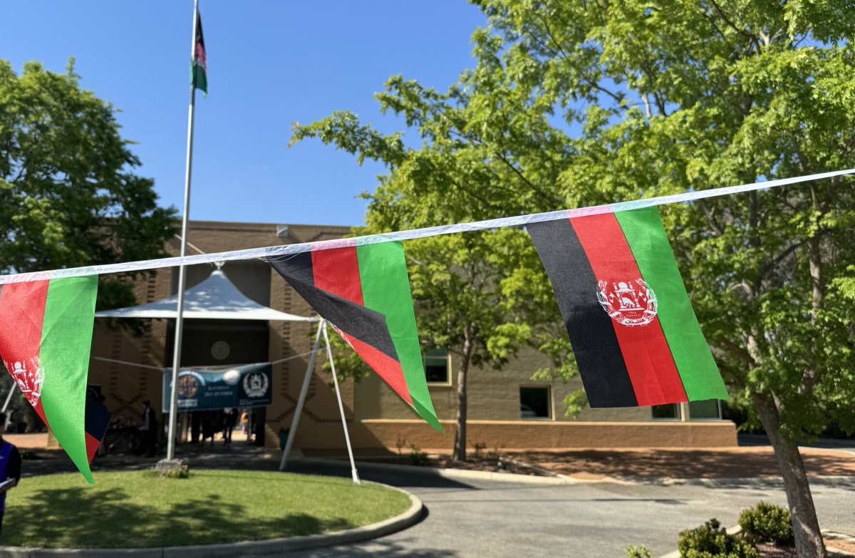ASPI_org's tweet photo. Closing the Afghan embassy is the wrong decision | @SusansOpine | https://t.co/Ss6Nnj0y4W https://t.co/E2lKTxKrKr