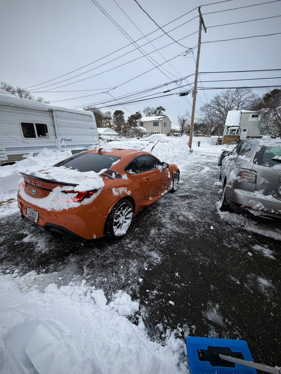 GR86JT's tweet photo. After 3.5 hours of shoveling all the cars are finally free

29.5” of snow fall, the snow pile was legitimately taller than the EP3… https://t.co/tk04og1PW0
