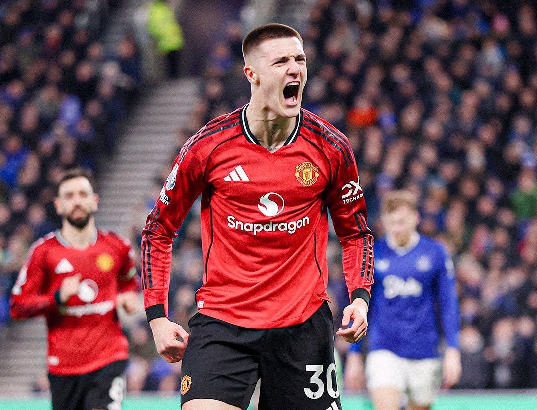 🧠🎙️ | Benjamin Sesko:

“If I get 5 minutes or 90 minutes it doesn’t matter, it is just about showing I can deliver if I possibly can. I try to help the team because that is why I'm here.”

Elite mentality!