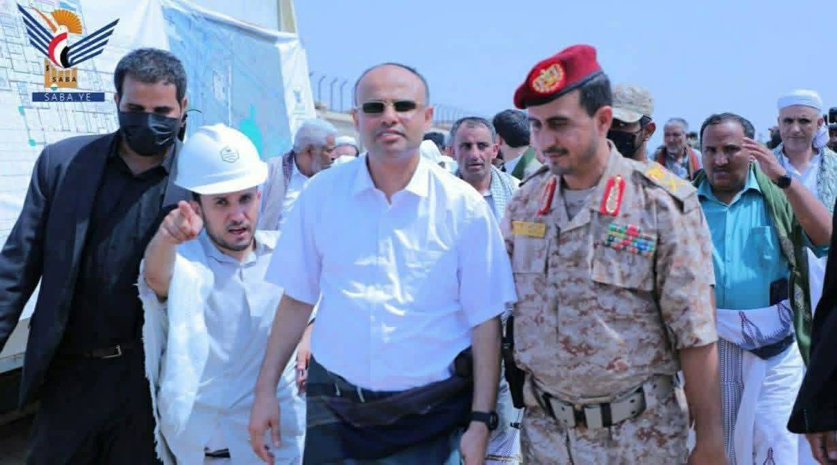 من حارس البحر الأحمر #الحديدة ضهور الرئيس مهدي المشاط ورئيس هيئة الاركان العامة بزياره ميد١نية تفقديه..