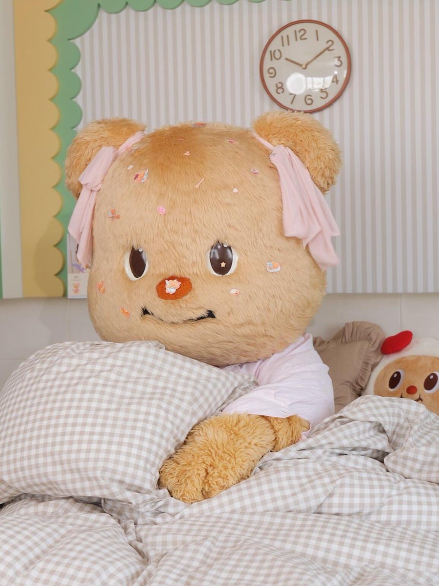 สิ่งที่ฮีลใจ ในทุกวัน ระหว่างรอน้องเนยคนสวย
1.ฟังเพลงของน้องเนย
2.ดู MV ของน้องเนย
3.โหวต ให้น้องเนย
4. กินขนมร้านน้องเนย
#butterbear
#ด้อมน้องเนย