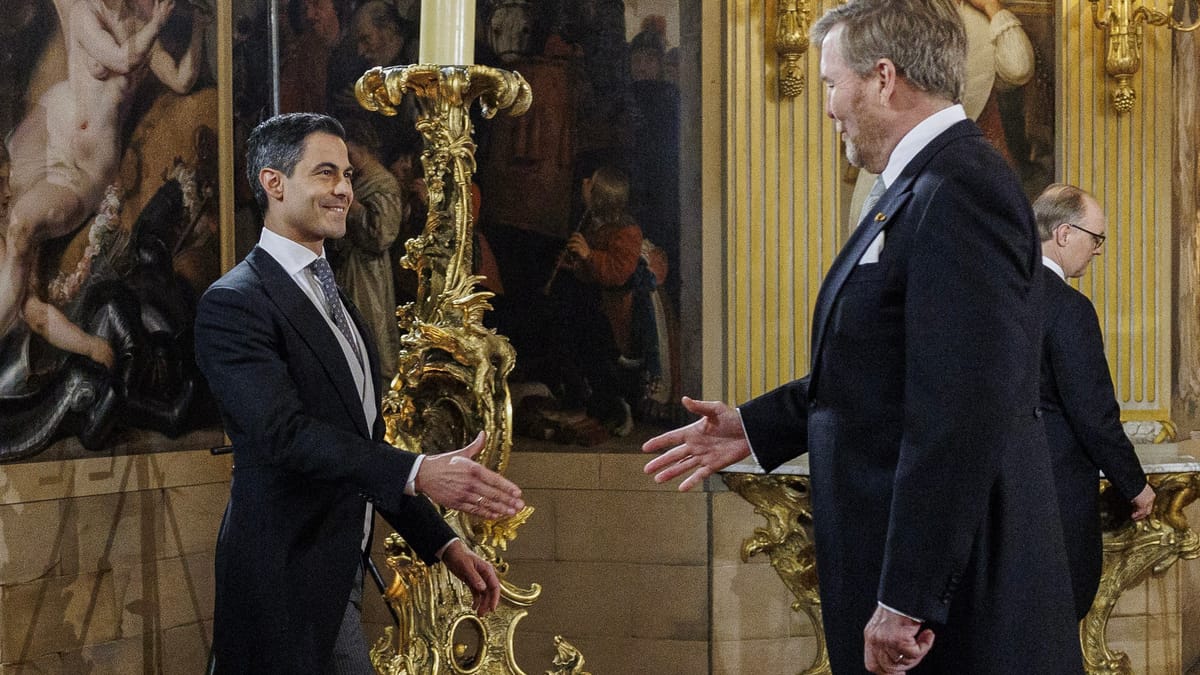 AlMitchell89's tweet photo. 🇳🇱🏳️‍🌈A Historic moment. @RobJetten
 becomes Netherlands' youngest ever and first openly gay PM.

Wishing you well in your role.
https://t.co/ThTjaJUEbd https://t.co/SpYUGkePof