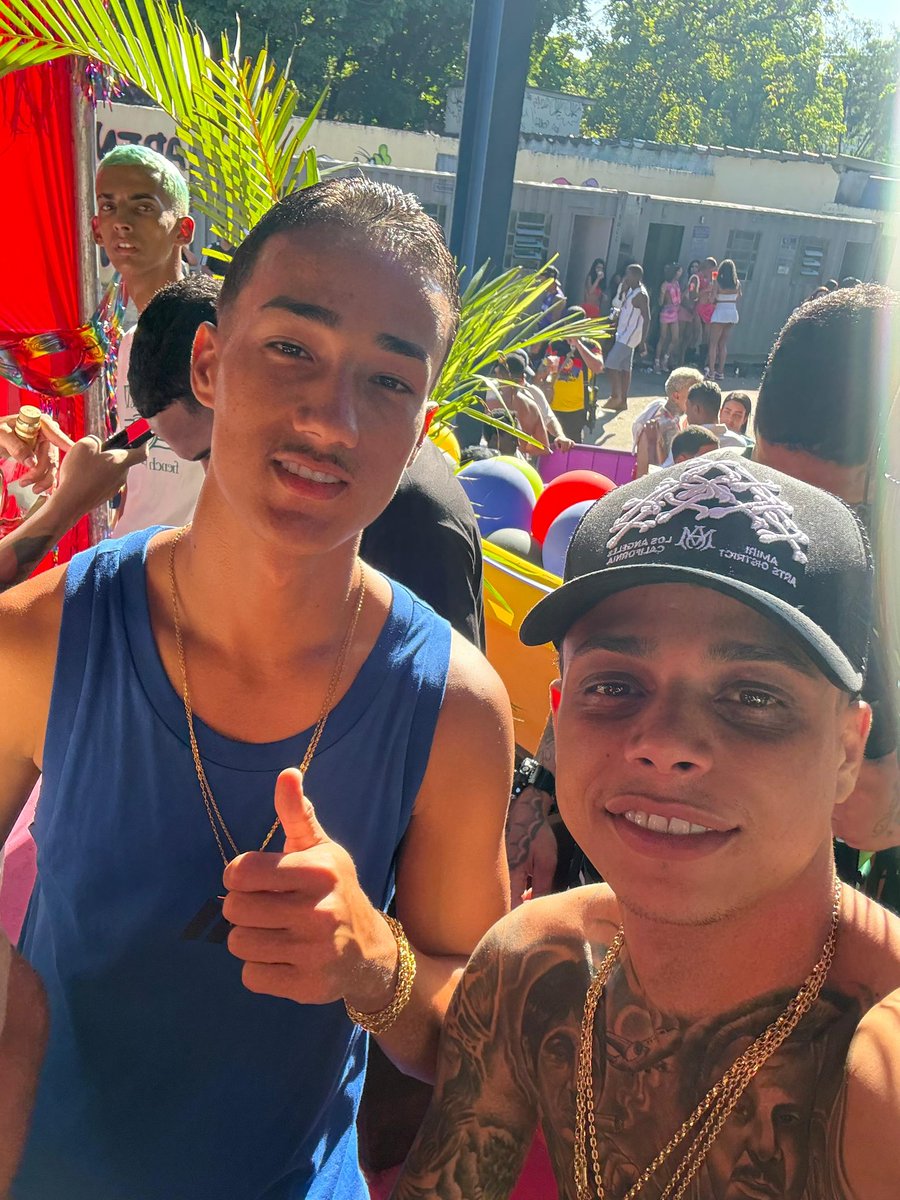 ofcsarty_7's tweet photo. conexão de rj e sp 🤴🏻❤️🦾 https://t.co/4IsZxsqwL3