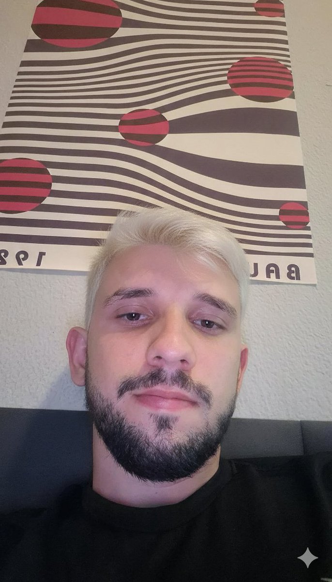 sullram's tweet photo. Será que eu realmente ficaria tão gostoso assim platinado? https://t.co/fxfXwMzMDa