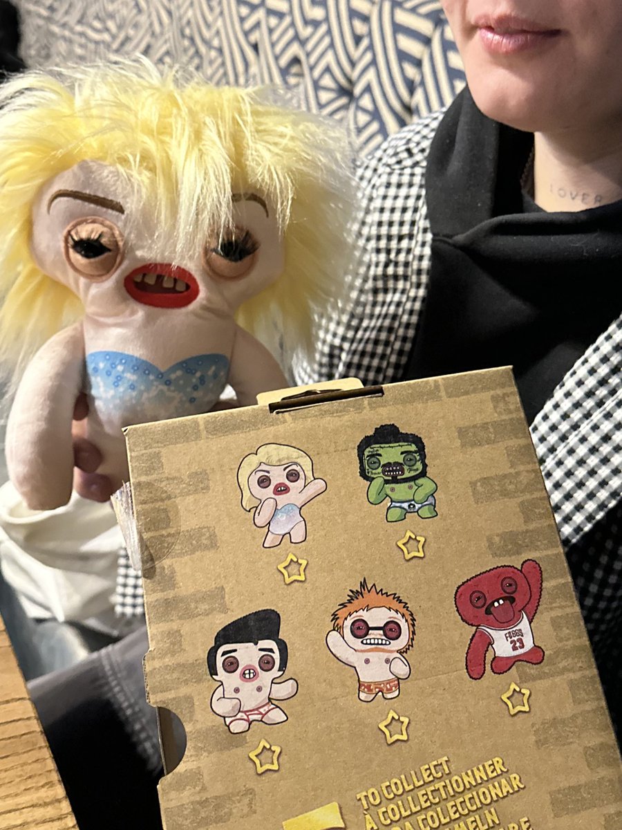 PRETTYGLUED's tweet photo. As if this is a real thing https://t.co/DXF5Cai5DK