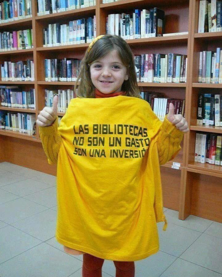 Amor por los libros tweet media