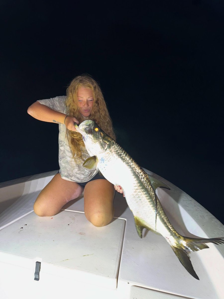 Emory_Rose19's tweet photo. thefloridacowgirl might not be my biggest but I still caught a fish
•
•
•
#fishing #travel #fyp #ginger #puertorico https://t.co/S2FO6tlX82