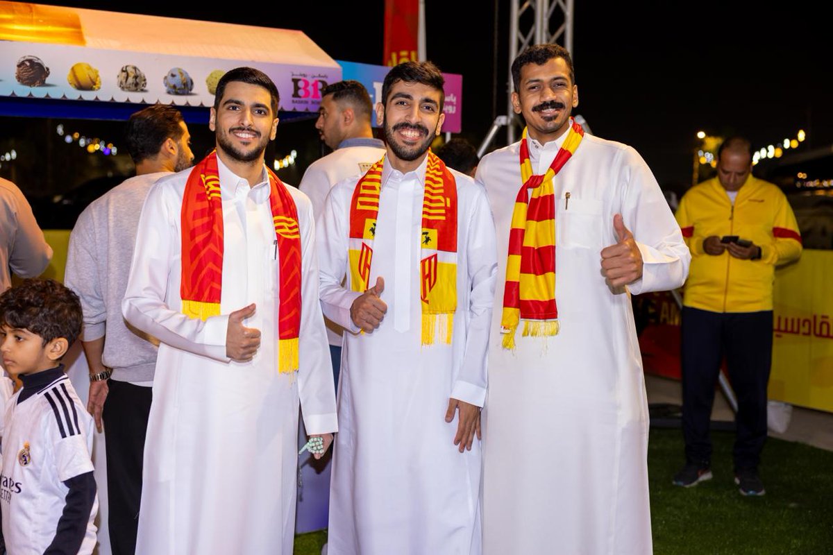 في منطقة المشجعين جمعنا الفرح وأجواء يـوم التأسيس 🇸🇦📸

#القادسية_الاتفاق | #دوري_روشن_السعودي