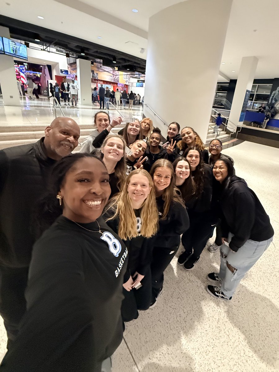 Berry Women's Basketball tweet media