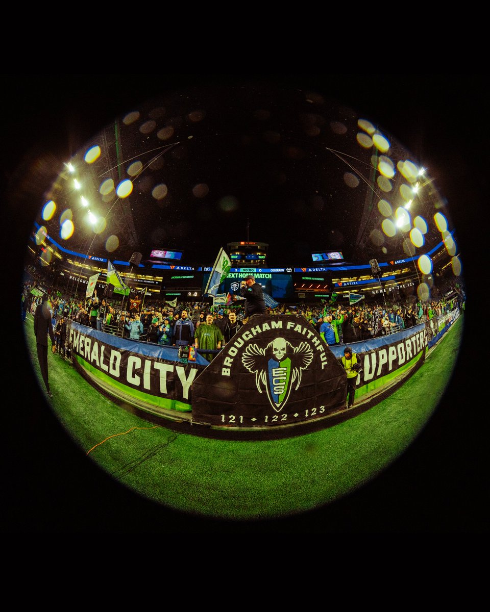 Lumen Field tweet media