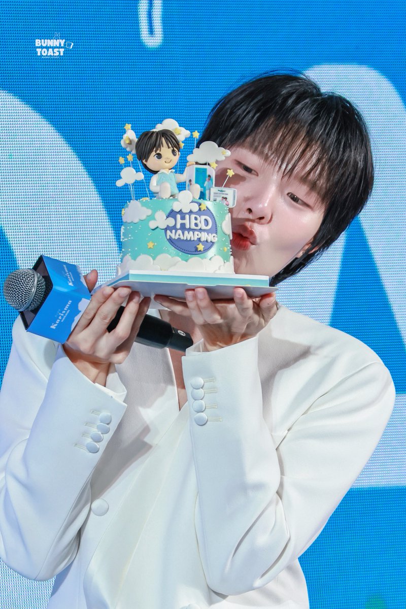 BunnyToast_'s tweet photo. 23.02.26 ₍ᐢ‥ᐢ₎ ❤︎︎

⸝⸝ @nampingnapat ⸝⸝

ยัยต้าววันเกิดตัวน้อย น่าเอ็นดู~~ 🤲🏻🎂

KNP MOMENT WITH KARISMA

#KarismaxKengNamping
#Nampingster
#KengNamping #เก่งน้ำปิง https://t.co/WzfFulfB9B