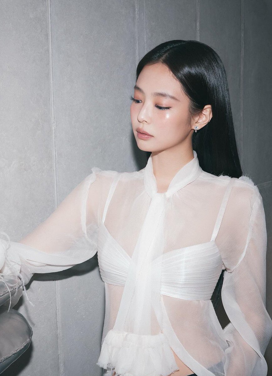 jennie (@jnkzip) on Twitter photo 