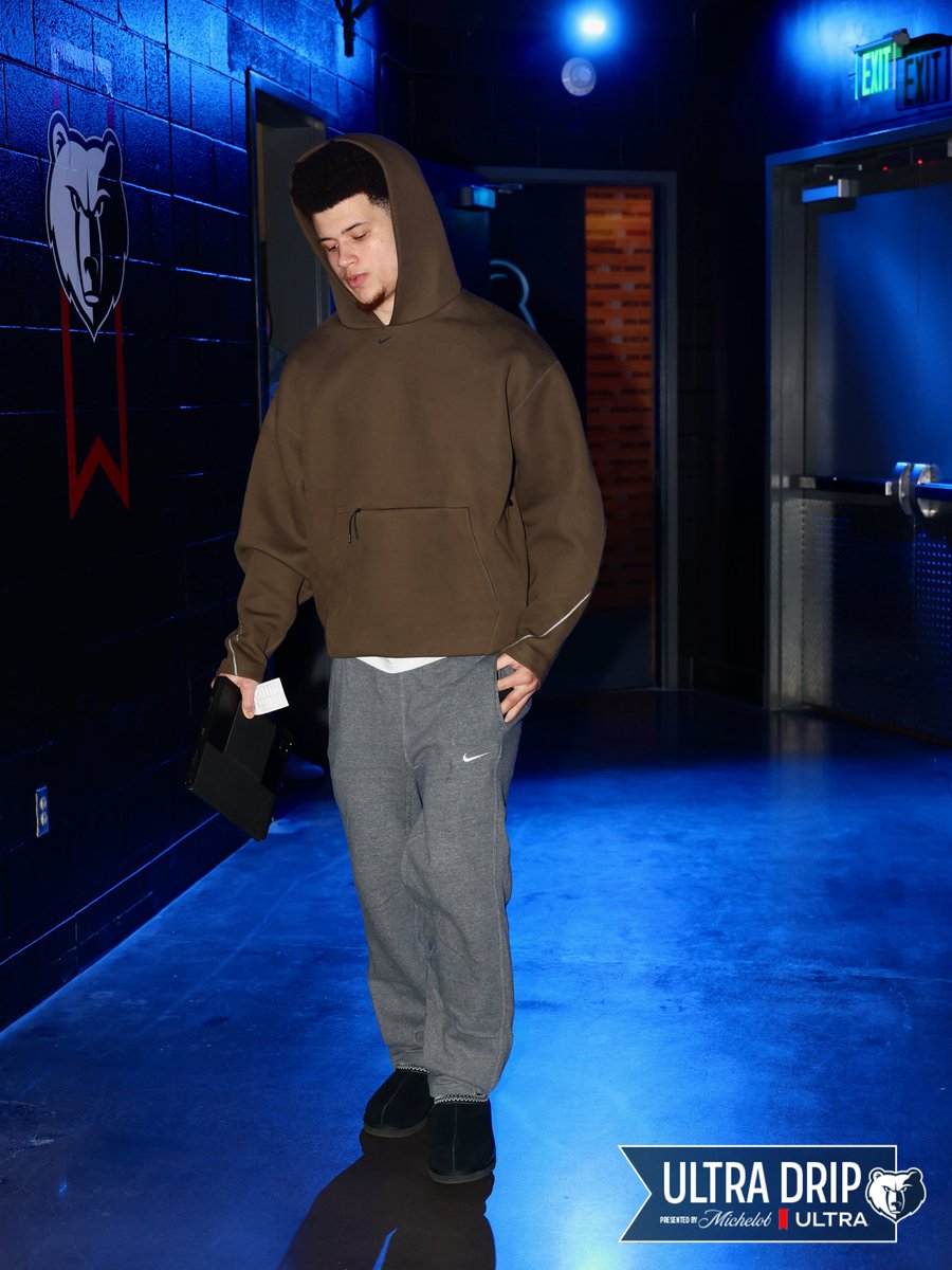 Cozy Looks at Ho〽️e
@MichelobULTRA | #ULTRACourtside