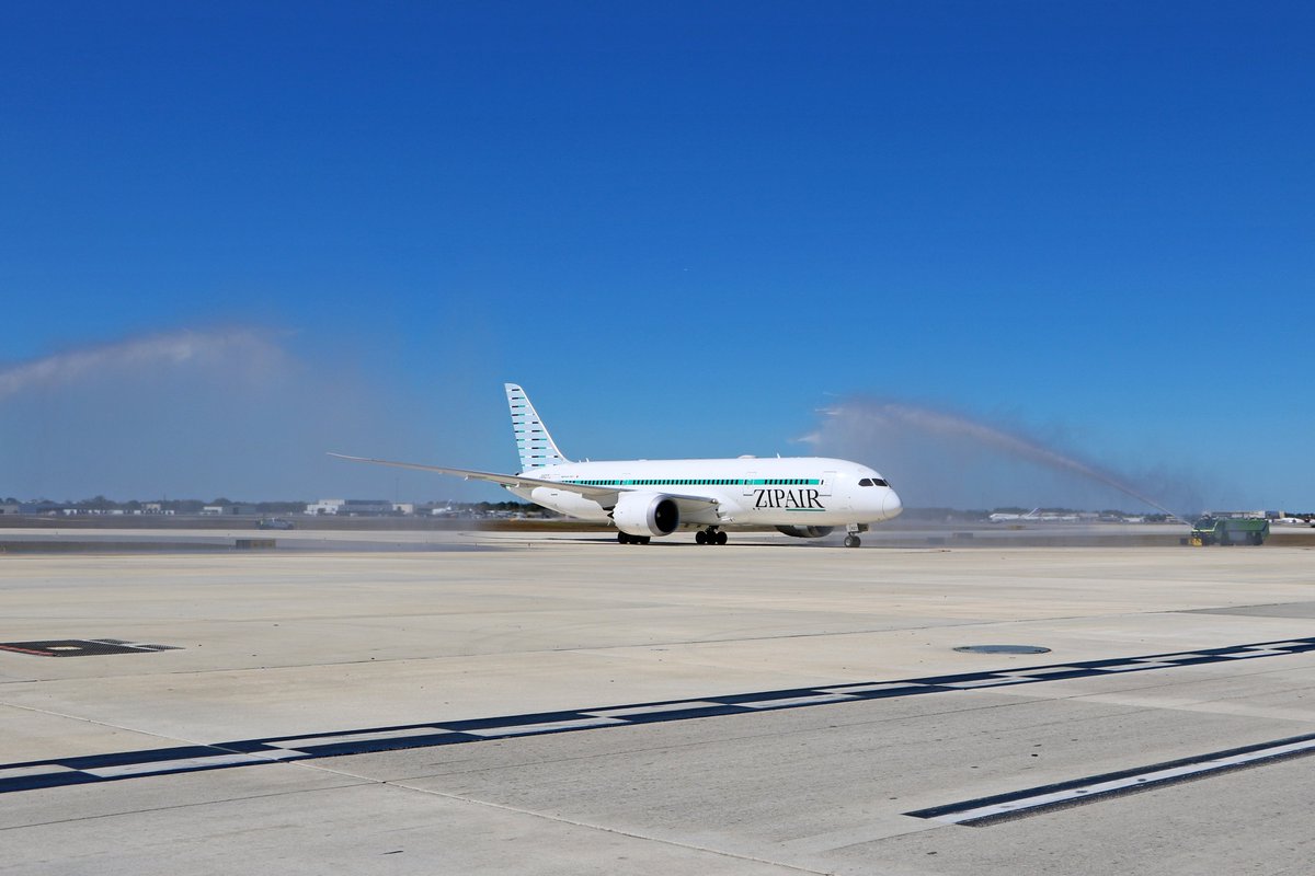 Orlando International Airport tweet media