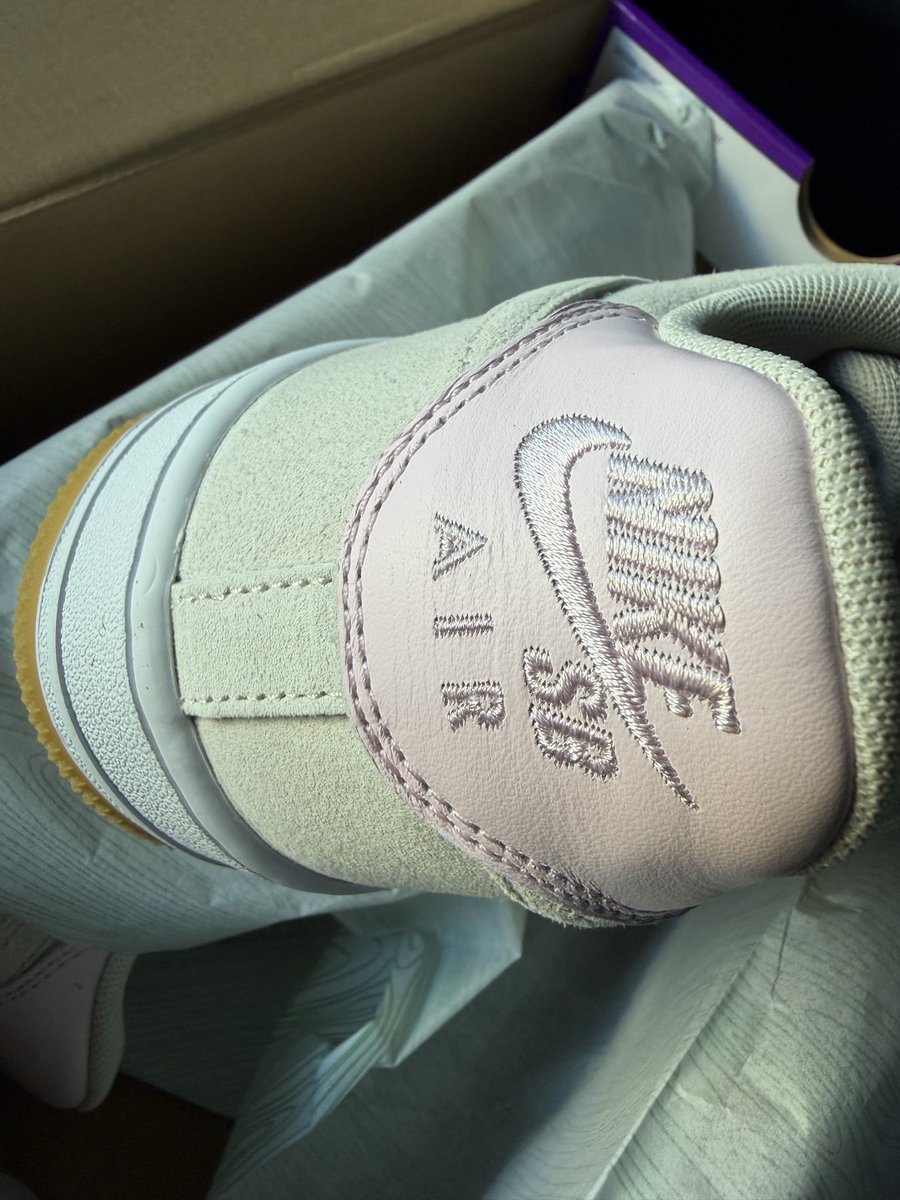 Grassrootssoles tweet media