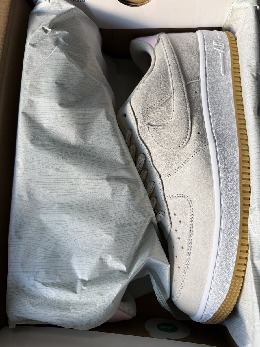 Grassrootssoles tweet media