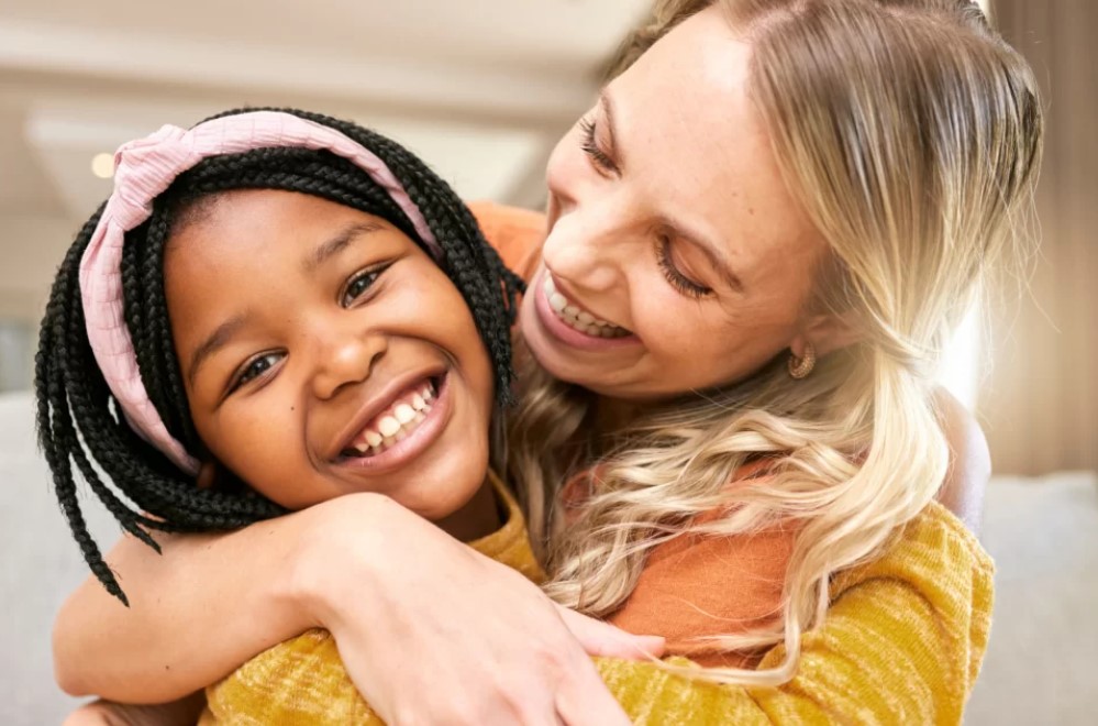 CayugaCenters's tweet photo. Transracial fostering is about opening your heart and home to a child, regardless of racial identity. Every family’s journey is unique, and with understanding and support, we can create lasting bonds. Discover how you can show up with authenticity: https://t.co/45iMOMqFRq https://t.co/goWhnqufAx