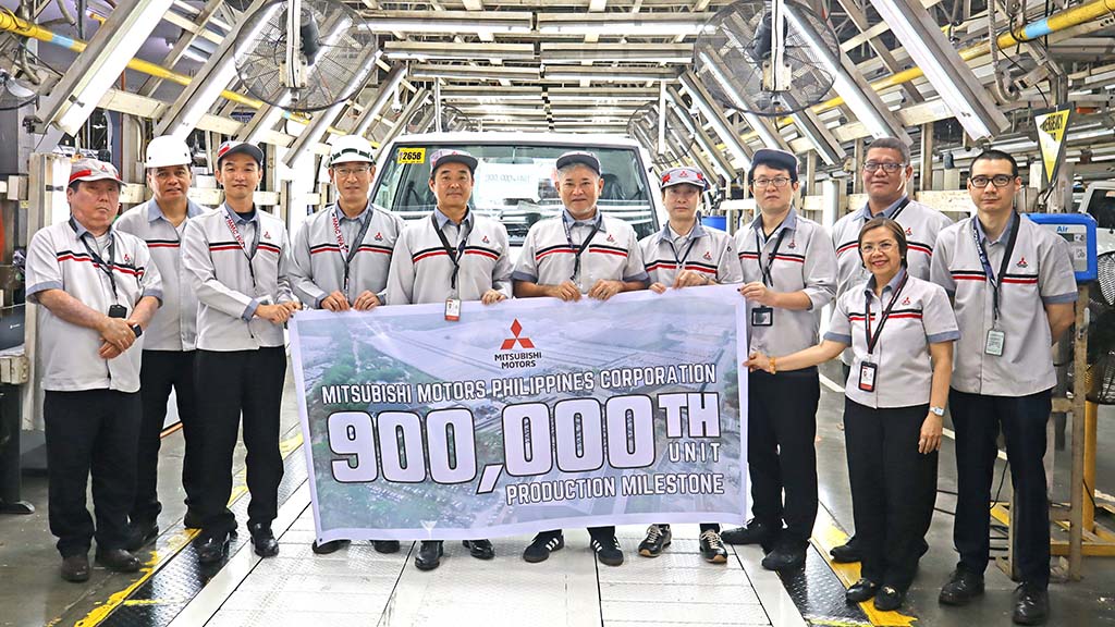 carguideph's tweet photo. Mitsubishi Motors PH has produced its 900,000th L300. #MitsubishiMotors #MitsubishiMotorsPH #MMPC #L300 #CarGuidePH
https://t.co/RKox2oIk7C https://t.co/qUQlyxWCSR