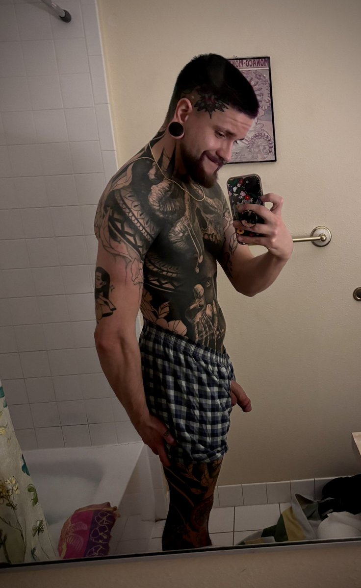 twinleaftattoo tweet media