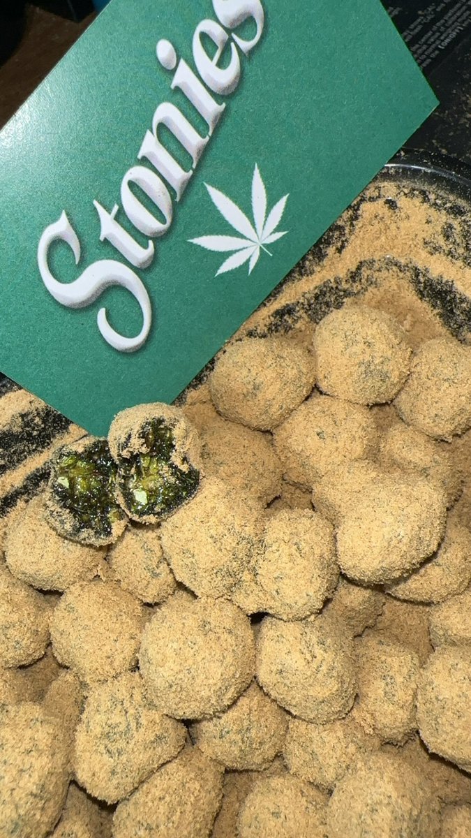 STONERS R US 🍃 tweet media