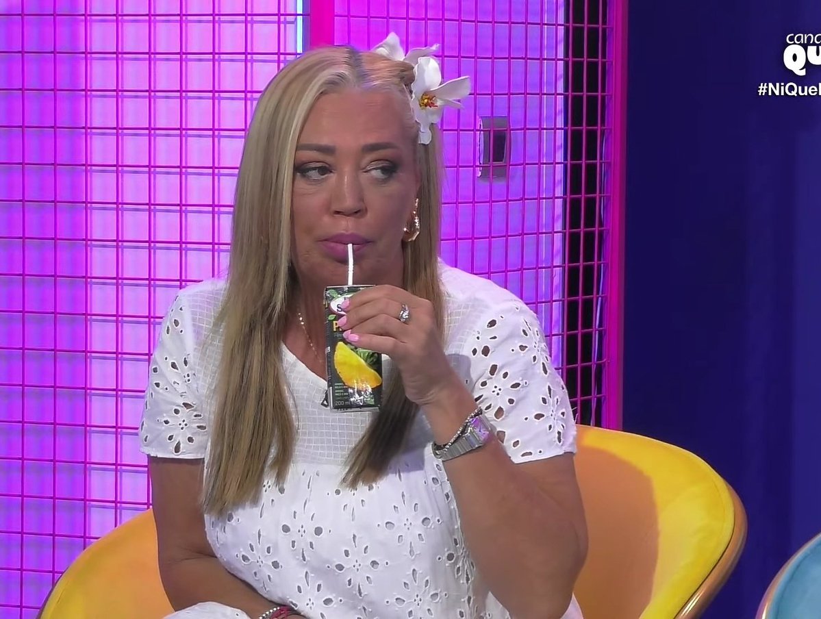 Q un psicólogo/experto haga una dinámica de coger el móvil de tu pareja....
Osea...cambiar de terapeuta
#Casados6