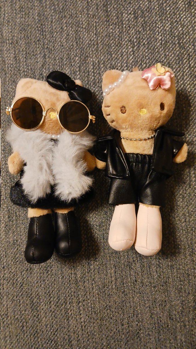 日焼けキティを買い「黒か赤の革ジャンとサングラスがほしい」と言っ