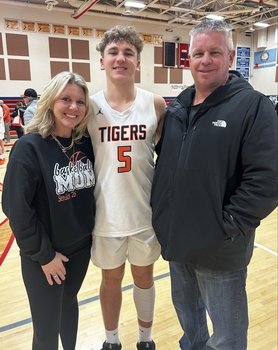 HuebnerJess's tweet photo. Tigers are West Central Conference Champions, and finish regular season play with a record of 25-0🔥🔥🔥 Go Tigers💪🏀💪@jonah_huebner2 https://t.co/DLbBSGCM7L