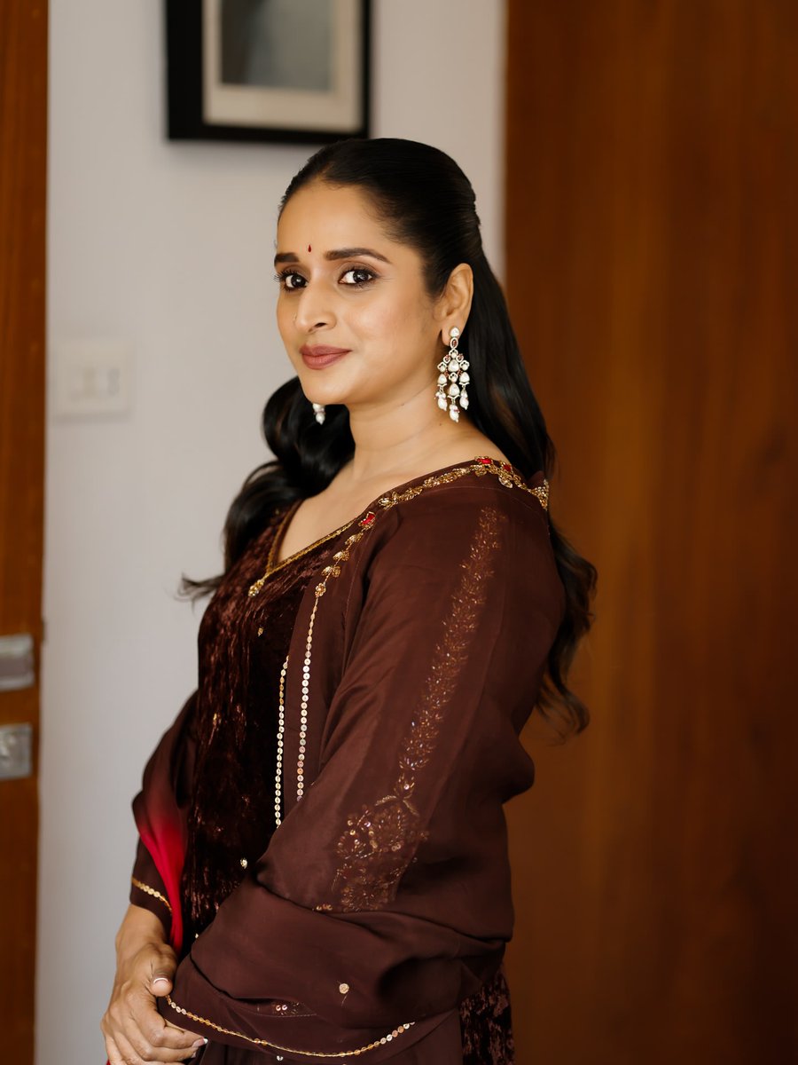 Weekendvibes_'s tweet image. Surabhi Lakshmi ✨🤎

#Surabhi #SurabhiLakshmi