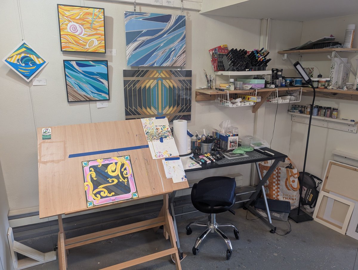 LilCalicoStudio's tweet photo. Been working out of a studio space with RedHouseGallery in #blackmountainNC for about a year! Started in a cozy corner, figured things out and grew to now enter a new shared space with another  wonderful artist. Excited to see where things go from here~  #art #Painting #asheville https://t.co/2ixMCT4uUp
