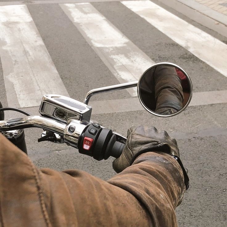 bubblearchives's tweet image. #hucklerobby au. dennis, a freelance photographer, havent had a gig in a while. getting emailed by robby to come with him on his last sabbatical, to take pictures, as this might be his last before he finally goes. trying not to feel things as he knows he'll never see robby again