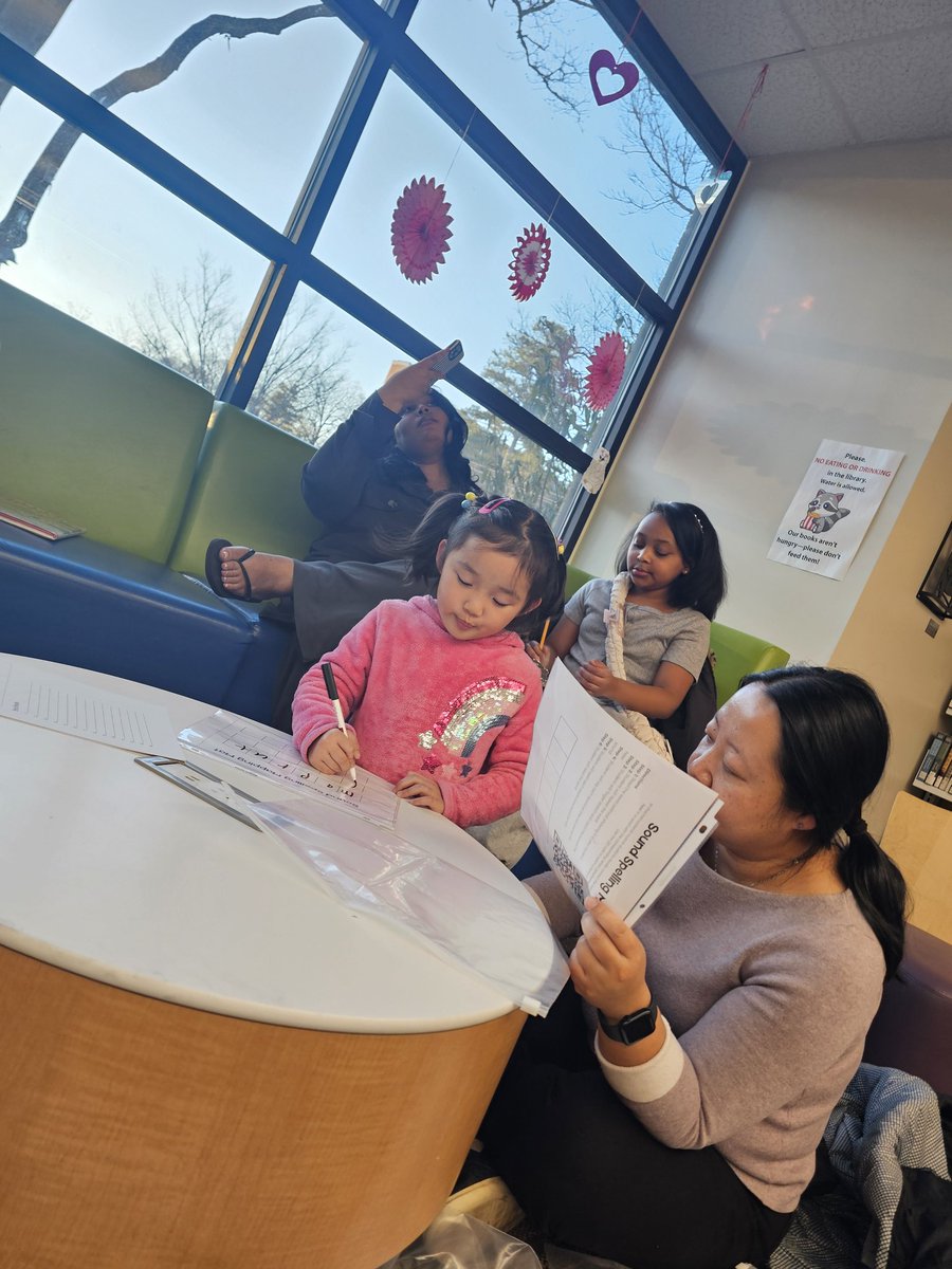 Danielle Miller tweet media