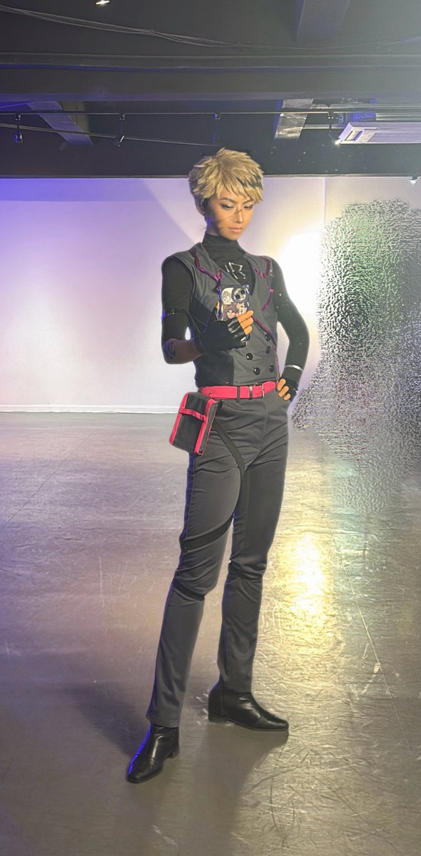 cosplay🌈🕒

🃏🔪で踊ってきた🕺
踊り終わった後に撮ったので諸々ボロボロですｺﾞﾒﾝ